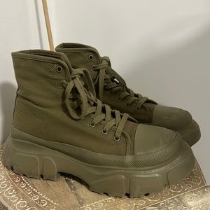 USED ZARA BOOTS‼️❤️